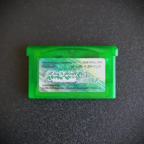 Pokémon Emerald (japonês) - Game Boy Advance - Loose (Usado)