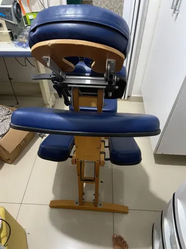 Cadeira de massagem em perfeito estado