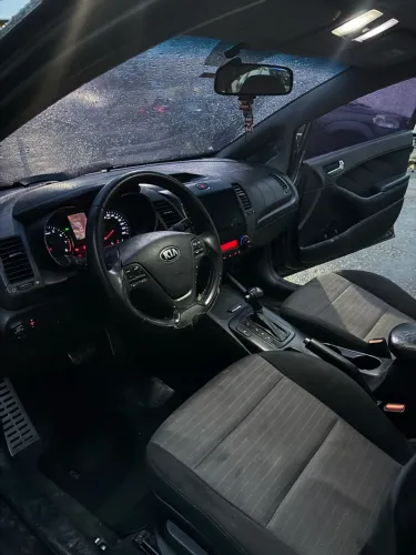 Kia Motors Cerato 1.6 16V Flex Aut. 2014