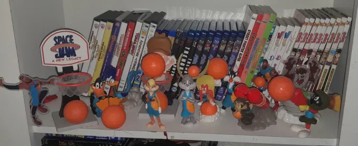 Coleção Space Jam 2: Um Novo Legado 12 Brinquedos McDonald's (2 bonecos importados)