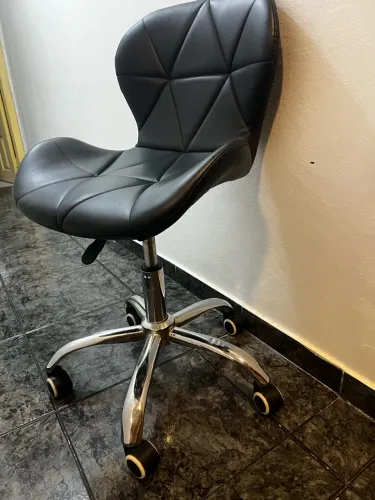 Vendo cadeira e maca