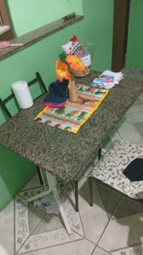 Mesa 4 cadeiras