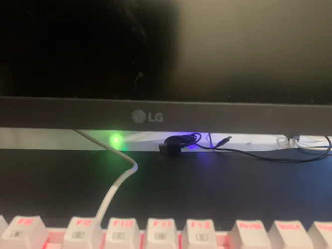 Monitor LG 21,5