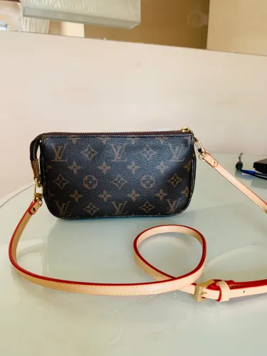 Bolsa pequena transversal