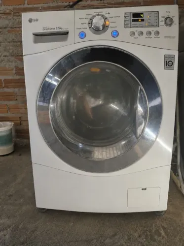 Lava e seca LG