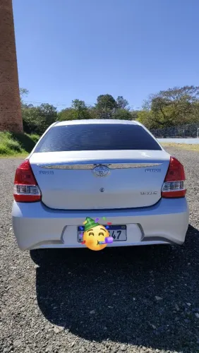 Toyota Etios XLS Sedan 1.5 Flex 16V 4P Mec. 2015