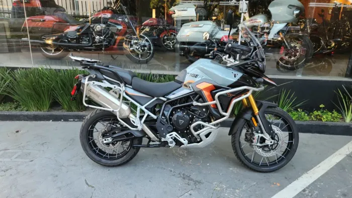 Triumph Tiger 900 Desert Edtion