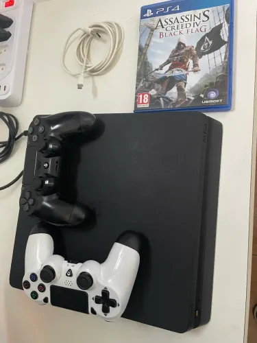 PS4 Slim 1T