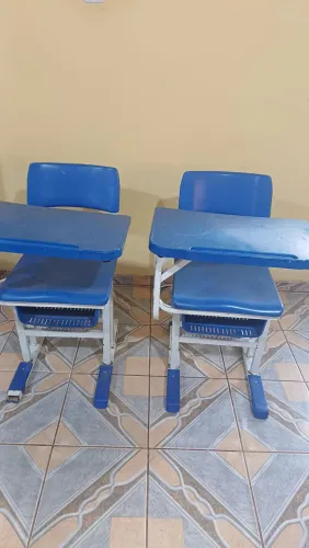 Cadeira escolar