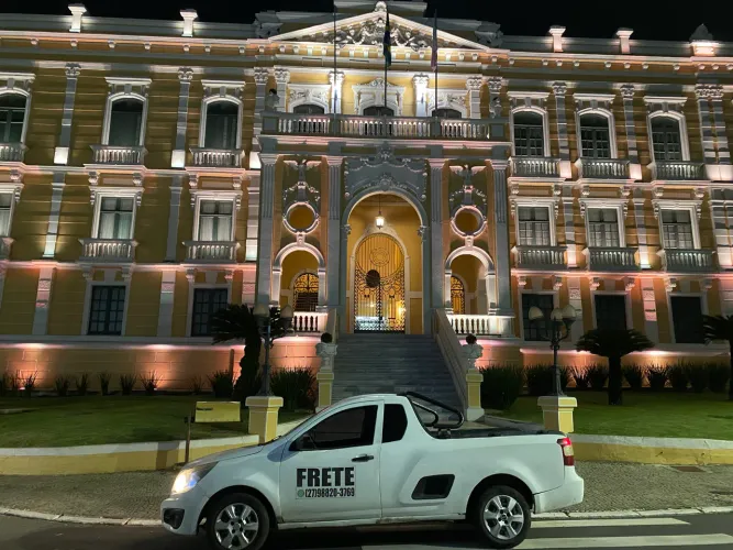Frete em terra vermelha e Barramares