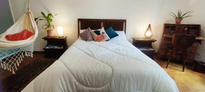 CAMA DE CASAL MADEIRA MACIÇA