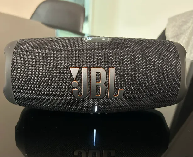 Caixa de som JBL 