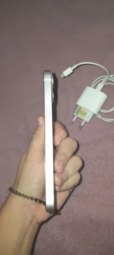 Iphone 13 normal rose