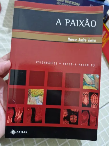Vendo livro A Paixão, de Maecus André Vieira