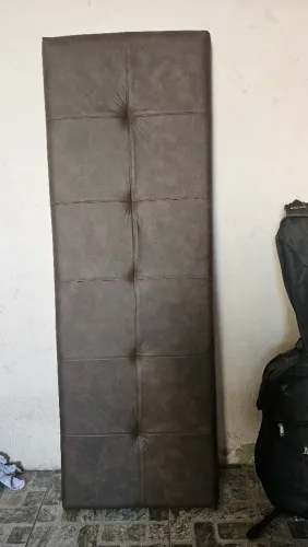 Cabeceira alcochoada