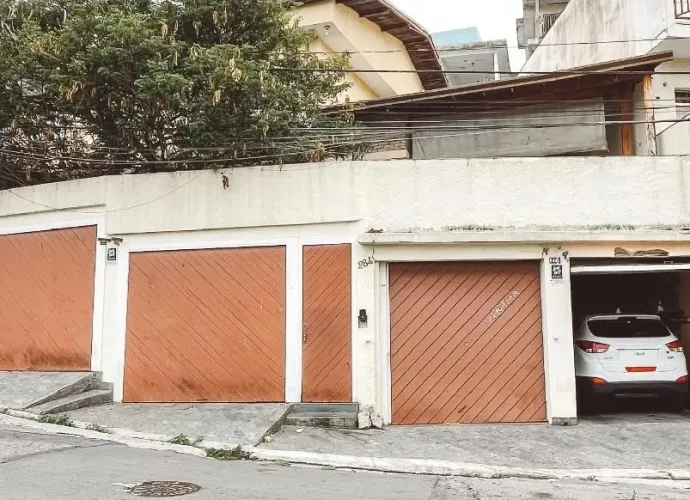 Casa comercial na Rua Professora Romilde Nogueira de Sá, 284 150 m²