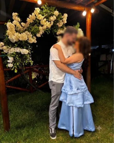 Vestidos de Festa Longos (Madrinha/Formatura) - Azul Serenity e Verde Menta - Tamanho M