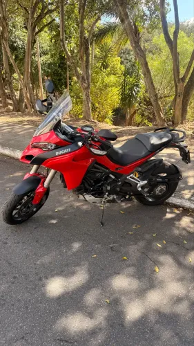 Ducati multistrada 1260s perfeita para quem gosta de aventura