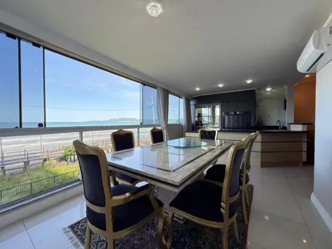 APARTAMENTO FRENTE MAR - PÉ NA AREIA