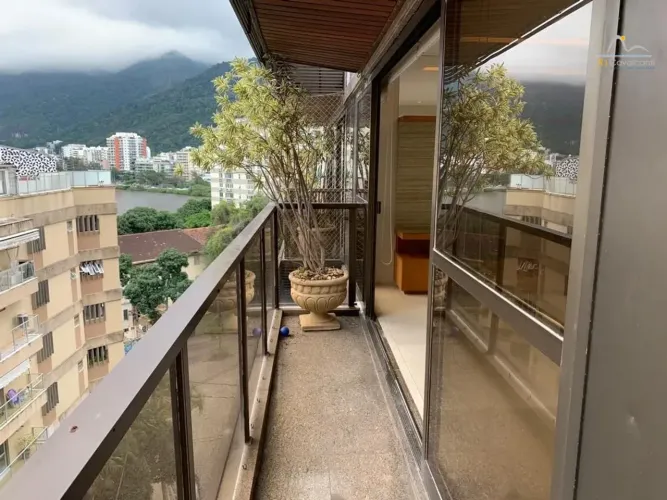 Lagoa - Fonte da Saudade - Rua Sacopã Parte baixa - Cobertura Duplex - Vista La