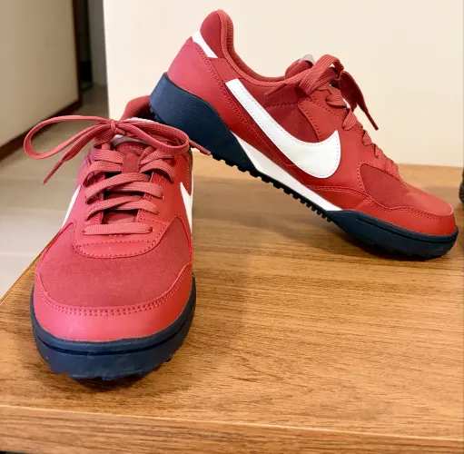 Tênis Nike Manta