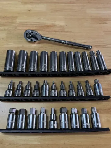 KIT HUSKY PROFISSIONAL 3/8" - CATRACA + SOQUETES SAE + TORX + ALLEN