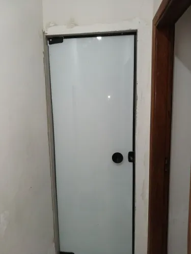 Evelopamento de portas e janelas de vidro