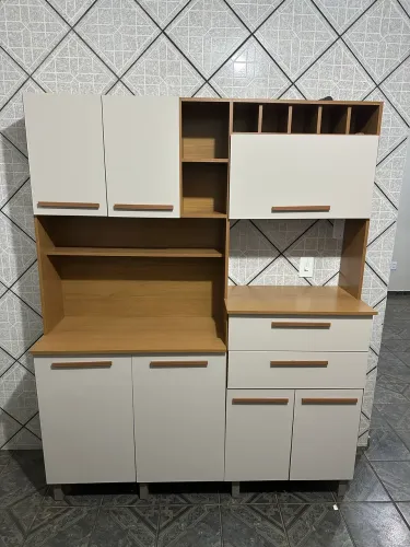 Armário de cozinha novo