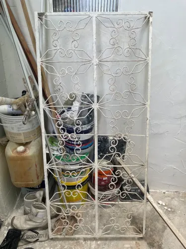 GRADE DE JANELA E PORTÃO