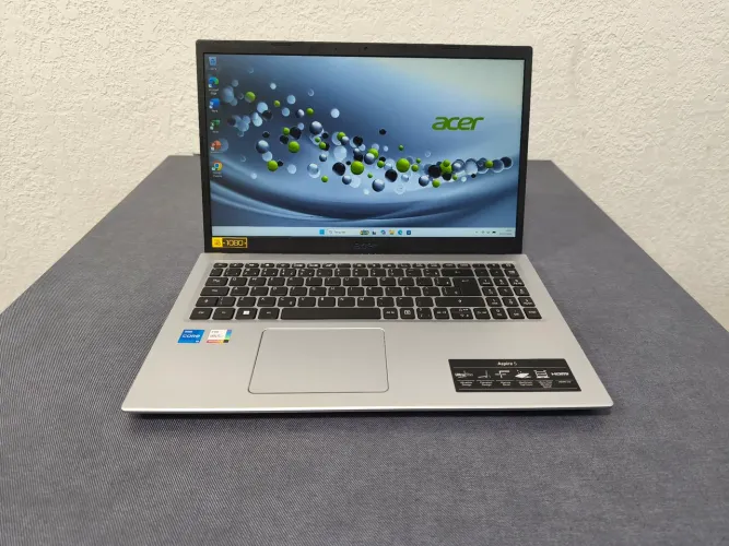 Notebook Acer Aspire i5. 11Th. 12 GB. SSD. Full HD
