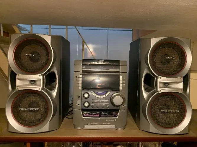 Som Sony 600W RMS com defeito 