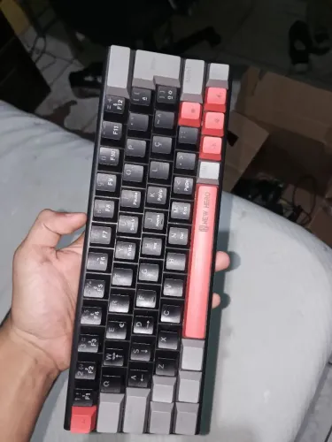 Teclado mecânico 60% NewHero Titan Mini
