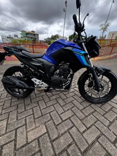 Fazer 2024/ 250cc + bateria com 1 ano de garantia, Moto Muito Nova