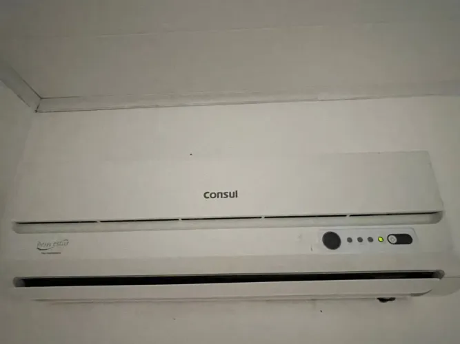 Ar condicionado em ótimo estado 