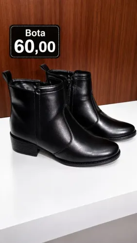 Bota Cano Curto Preta