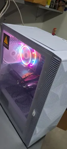 Cpu gamer i5 9400 16 gigas ssd 480 placa de vídeo rx580 8 