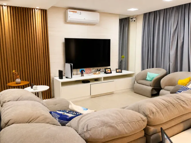 Apartamento com 243 metros, no Tatuapé 4 quartos, 4 suítes, 4 vagas.
