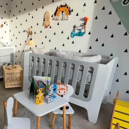Berço 2 em 1 branco com grades cinza - NOVO