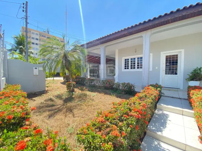 Casa Comercial com 3 Salas e 3 Quartos no Boa Esperança
