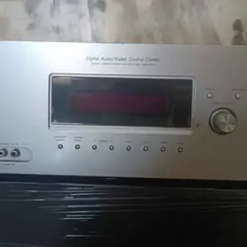 Receiver Sony STR-K880 6.1 / 5.1 Canais - 2 Entradas Ópticas + Coaxial / Bivolt Prata