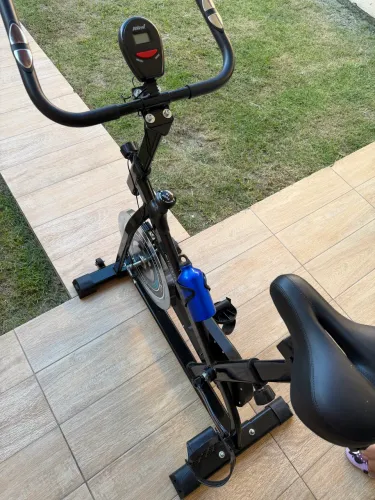 BICICLETA ERGOMÉTRICA