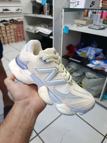 TÊNIS NEW BALANCE 9060 PREMIUM