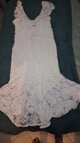 Vestido branco usado uma única vez M