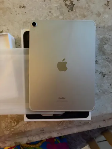 iPad Air 5a Geração M1 256GB Wi-Fi + Celular 