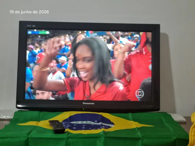 TV PANASONIC NUNCA FOI A CONSERTO