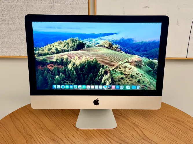 iMac 21.5 Polegadas i5 8GB 512SSD - Seminovo