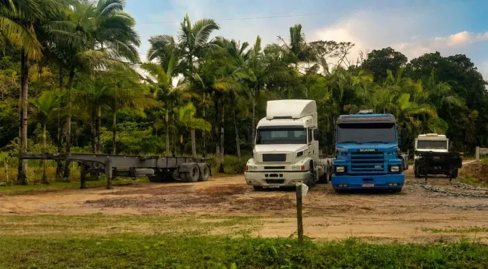 PÁTIO CAMINHÃO 300R$