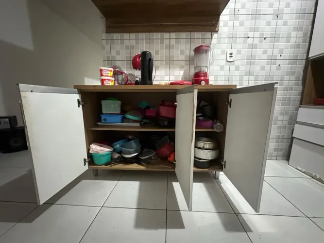 Vendo armário de cozinha completo