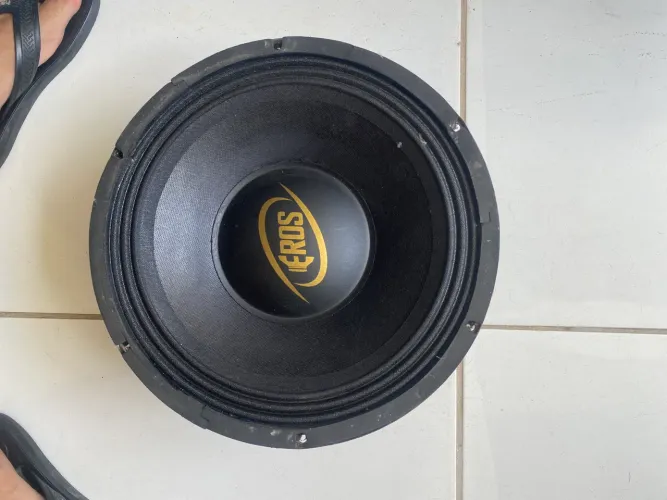 Eros de 12 350rms
