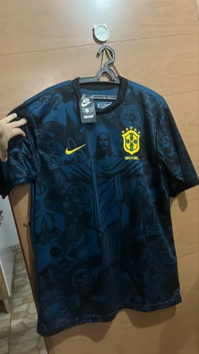 Camisa Brasil Azul Escuro Estilizada GG Nova com Etiqueta